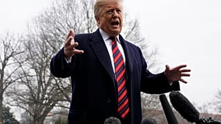 Trump hükümeti açma teklifini kabul etmeyen Demokratlara ateş püskürdü