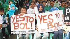 Filipinler'de Mindanao Adası'nda Müslümanların yaşadığı şehre özerklik