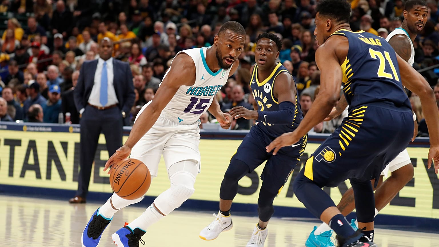 NBA: successi per Indiana e Los Angeles Clippers
