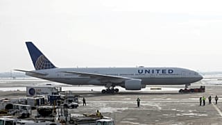 United Airlines passengers delayed on board plane for 16 hours