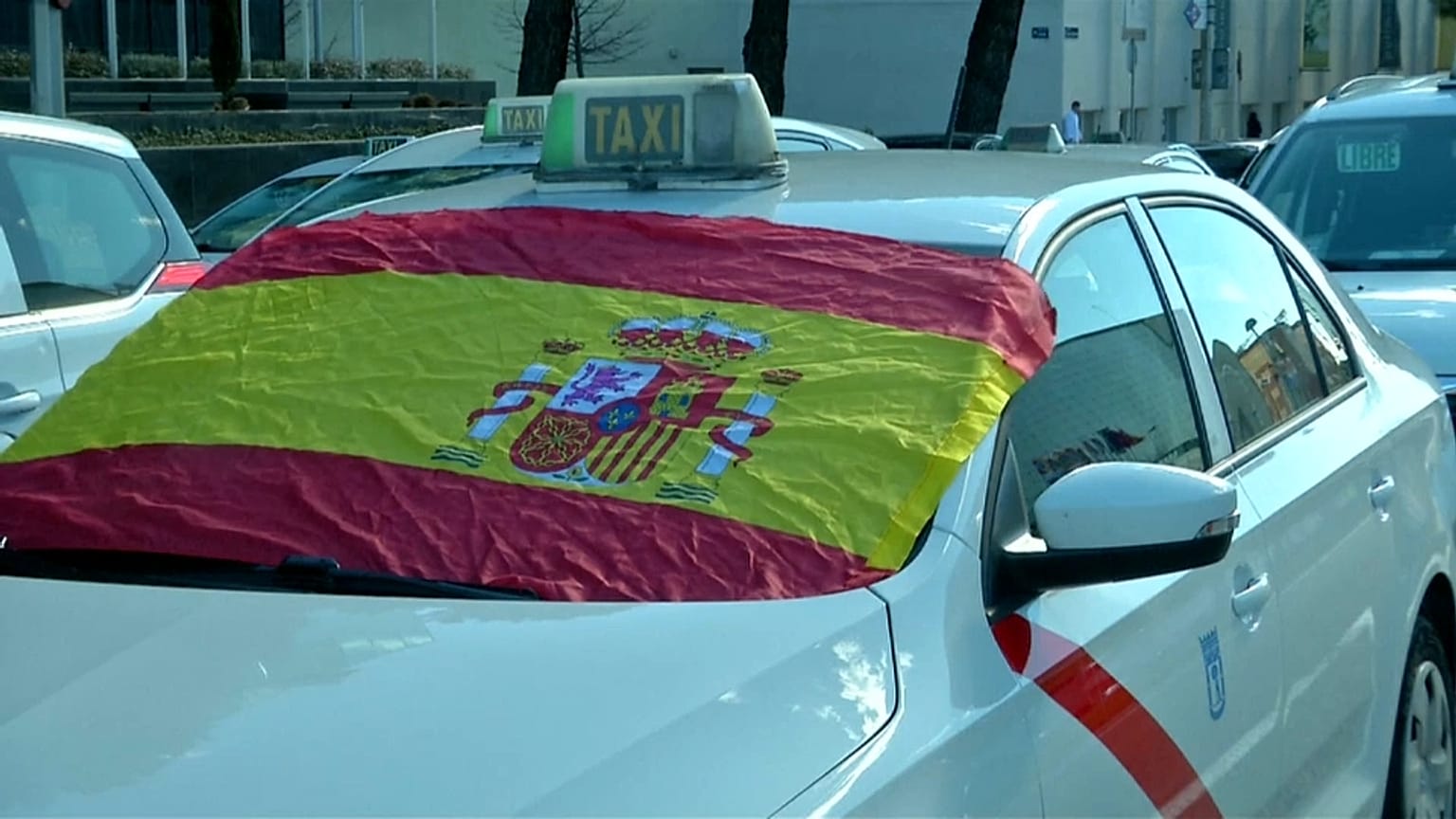 Huelga indefinida de taxistas en Madrid y Barcelona 