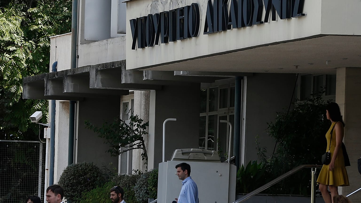Ξεκινούν οι συναντήσεις των θεσμών με το οικονομικό επιτελείο