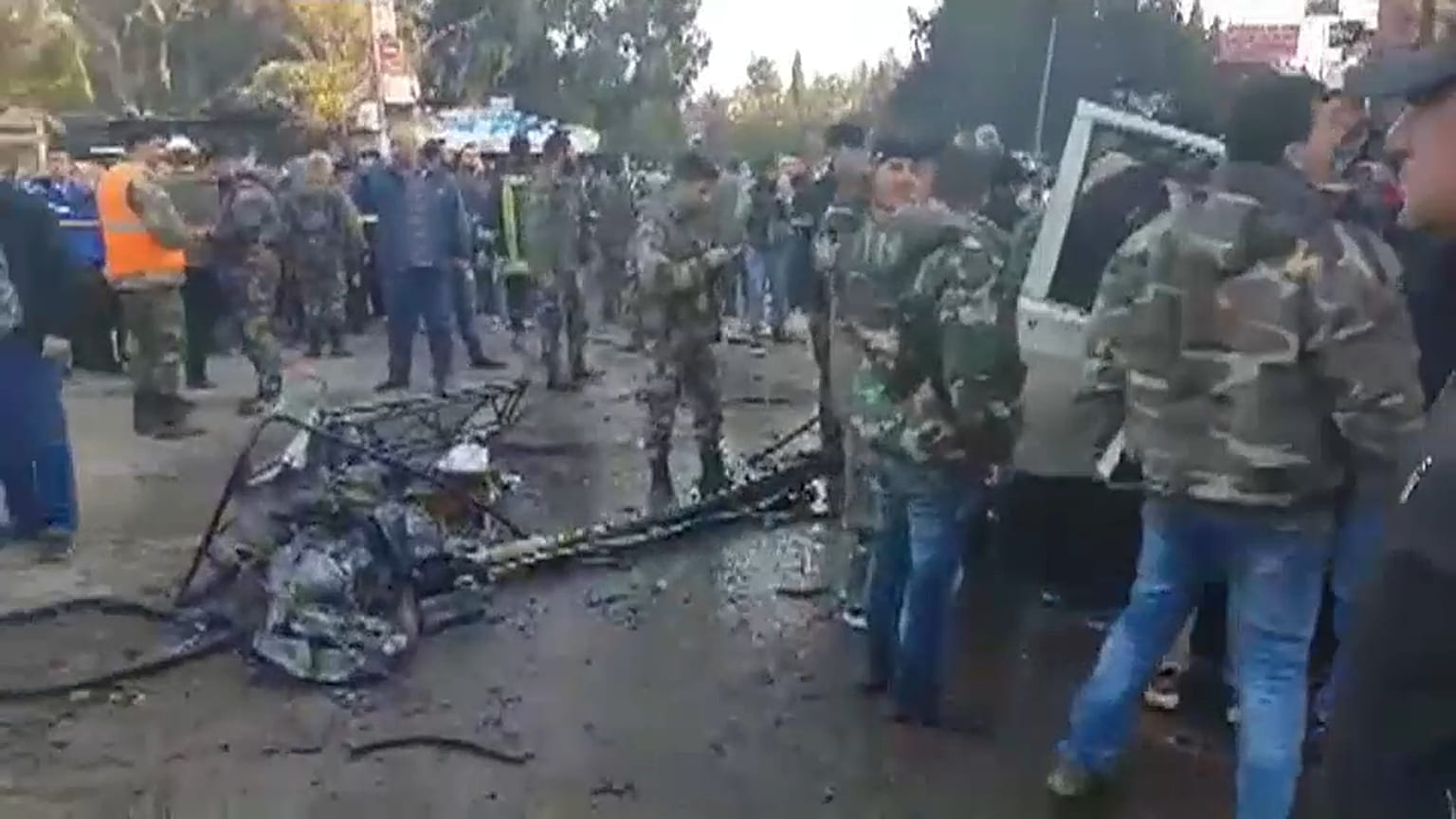 سوريا: قتيل و14 جريحا في انفجار سيارة مفخخة في مدينة اللاذقية 