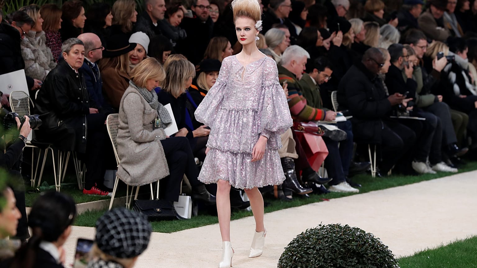 Warum fehlt Karl Lagerfeld bei seiner Chanel Sommer Show 2019?