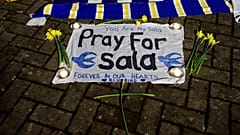 El presidente del Cardiff City niega que organizaran el vuelo de Emiliano Sala