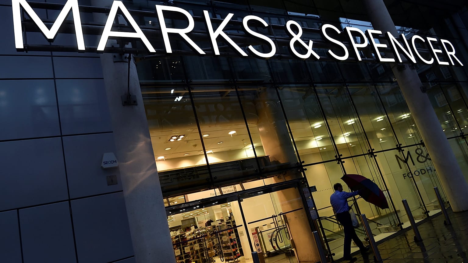 Marks and Spencer tuvalet kağıdında Allah yazısı iddialarını reddetti