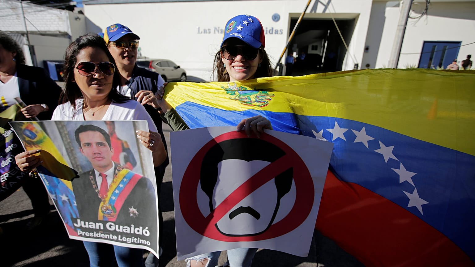 Venezuela : Juan Guaido reconnu par les USA et dix Etats sud-américains