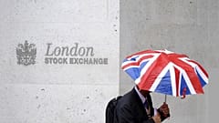 Vodafone, oil stocks drag FTSE lower for third session