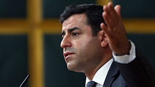 Demirtaş: "İşi sadece Cemaat'e yıkmıyorum, Cemaat AKP'nin beyniydi"