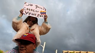 Dünya Maduro ve Guaido arasında bölündü: Avrupa Parlamentosu Guaido'yu destekledi