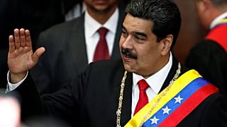 Maduro ABD'deki diplomatik temsilcilikleri kapatma kararı aldı