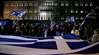 Greek police fire tear gas at crowds protesting FYR Macedonia name change