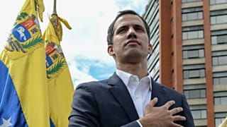 Kendini başkan ilan eden Guaido: Maduro için af söz konusu olabilir