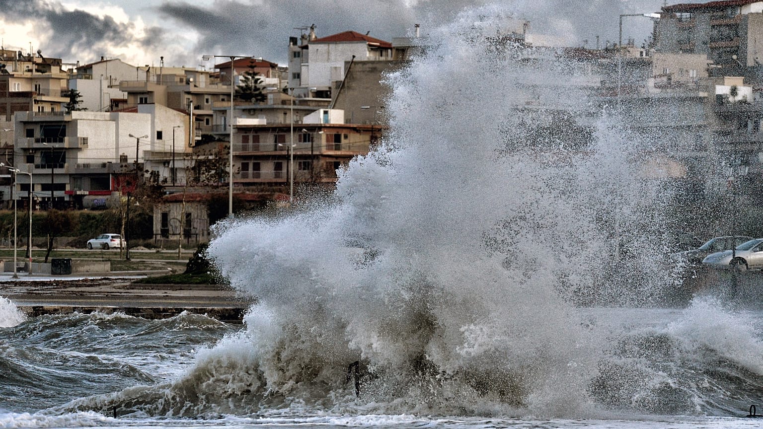 O «Φοίβος» είναι εδώ! - Βροχές, καταιγίδες, χαλάζι και χιόνια