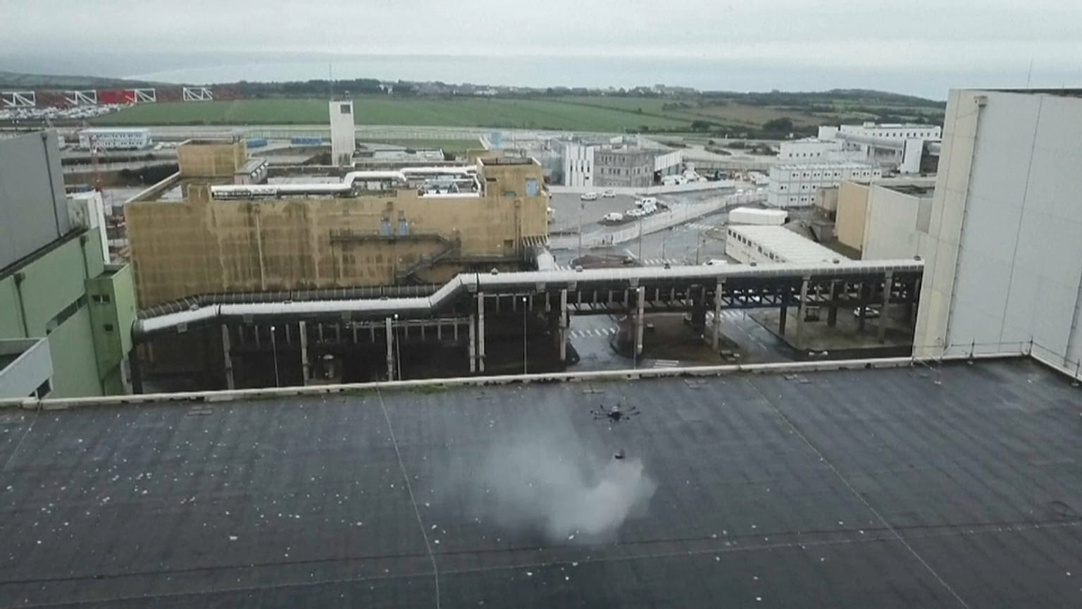 Nucléaire : Greenpeace lâche les drones sur La Hague