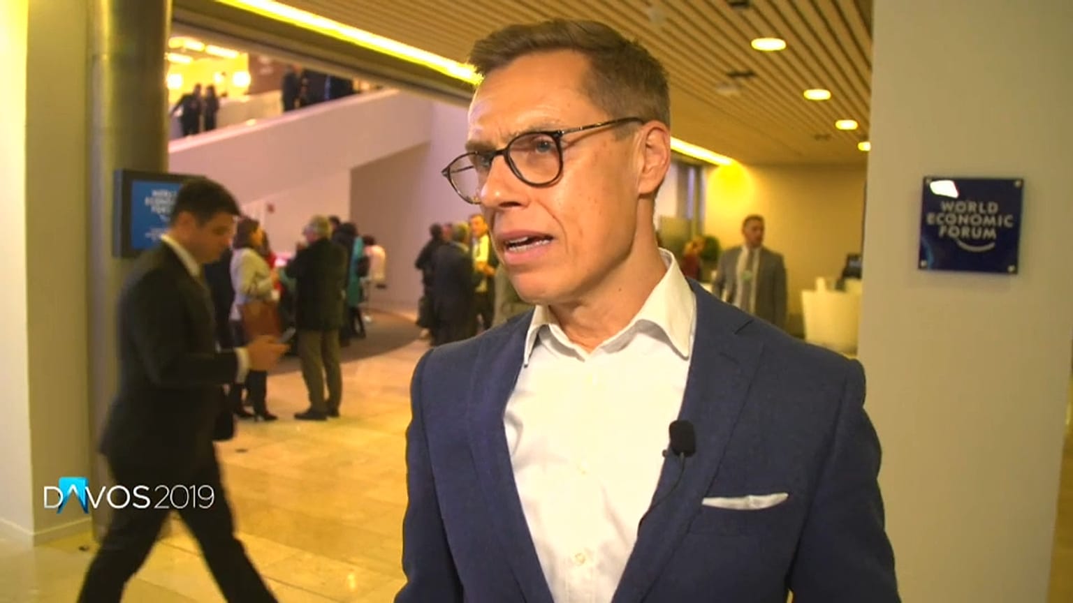 A Davos c'è anche la protesta, modello scandinavo antidoto al populismo