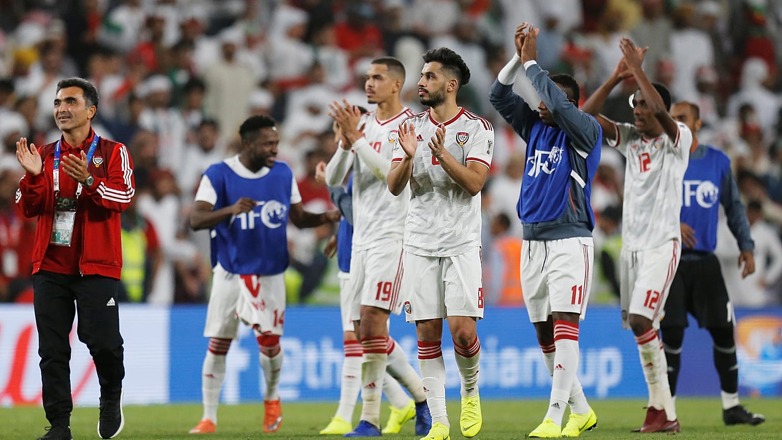 الإمارات تُسقط أستراليا وقطر تهزم كوريا الجنوبية ليتقابلا في نصف نهائي كأس آسيا