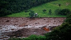 Colosal tragedia tras la rotura de una presa minera en Brasil