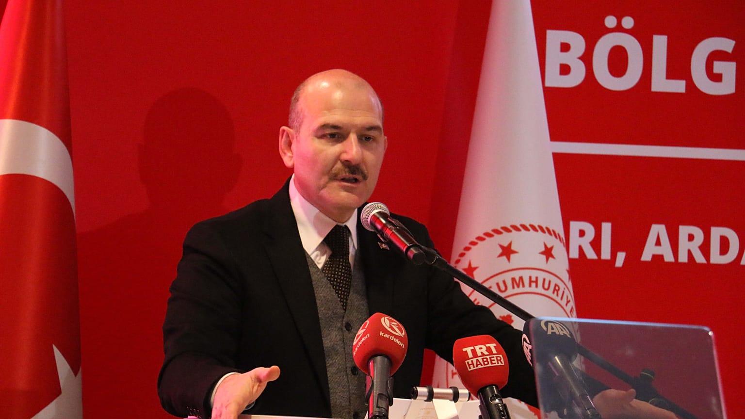 Bakan Soylu: Seçim için jeneratör alımı ve kamera bakımları yapılıyor