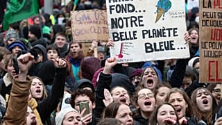 The best signs at the March for Climate in Brussels