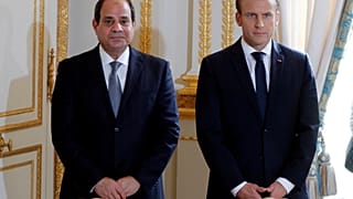 ماكرون ينتقد سجل حقوق الإنسان في مصر ويعتبره أسوأ من عهد مبارك