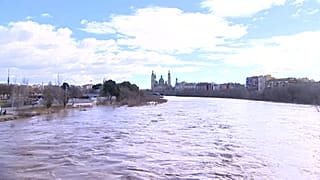 Árvízveszély Zaragozában