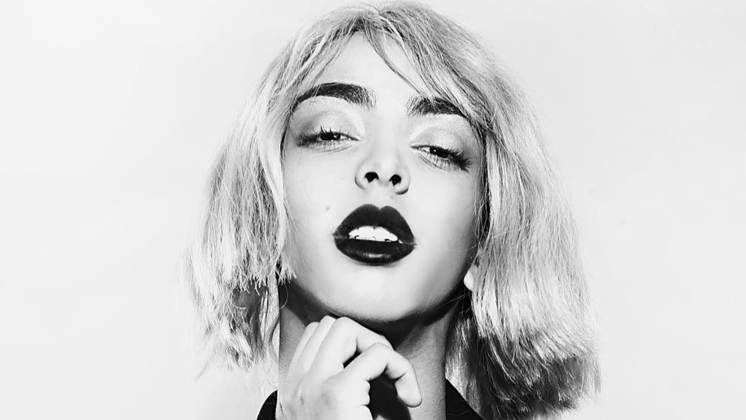 Eurovision'da Fransa'yı temsil edecek Bilal Hassani'ye sosyal medya üzerinden homofobik saldırı 