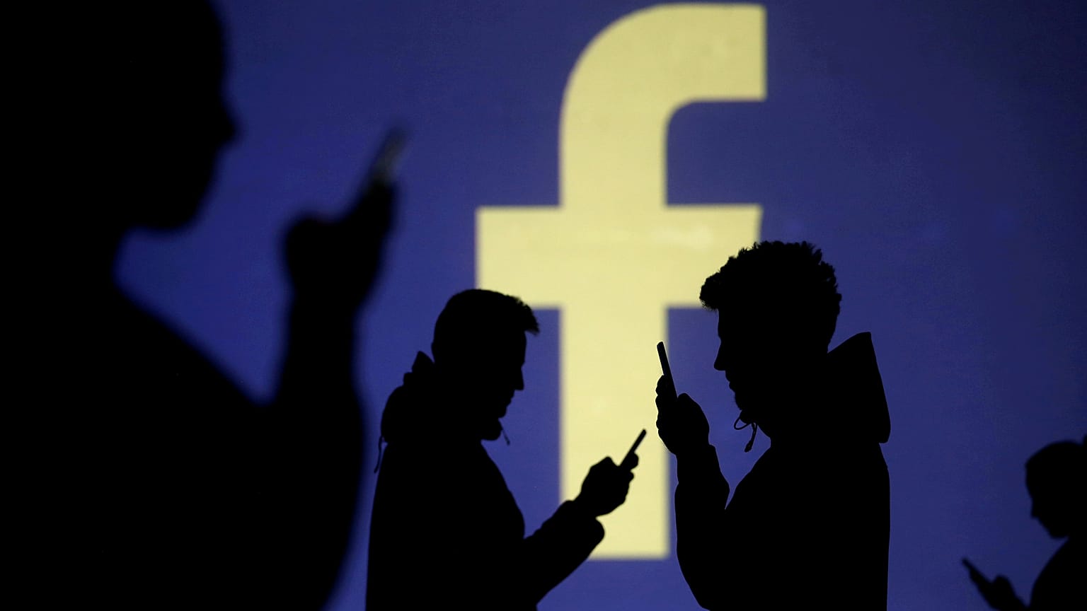 Германия: ограничения для Facebook