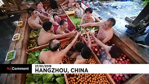 Chinese twist on thermal bath makes tourists the real hot pot