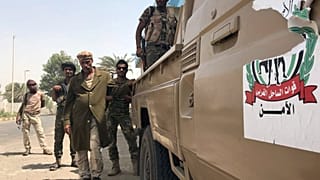 مقتل ستة أشخاص في انفجار يهز مدينة المخا الساحلية باليمن