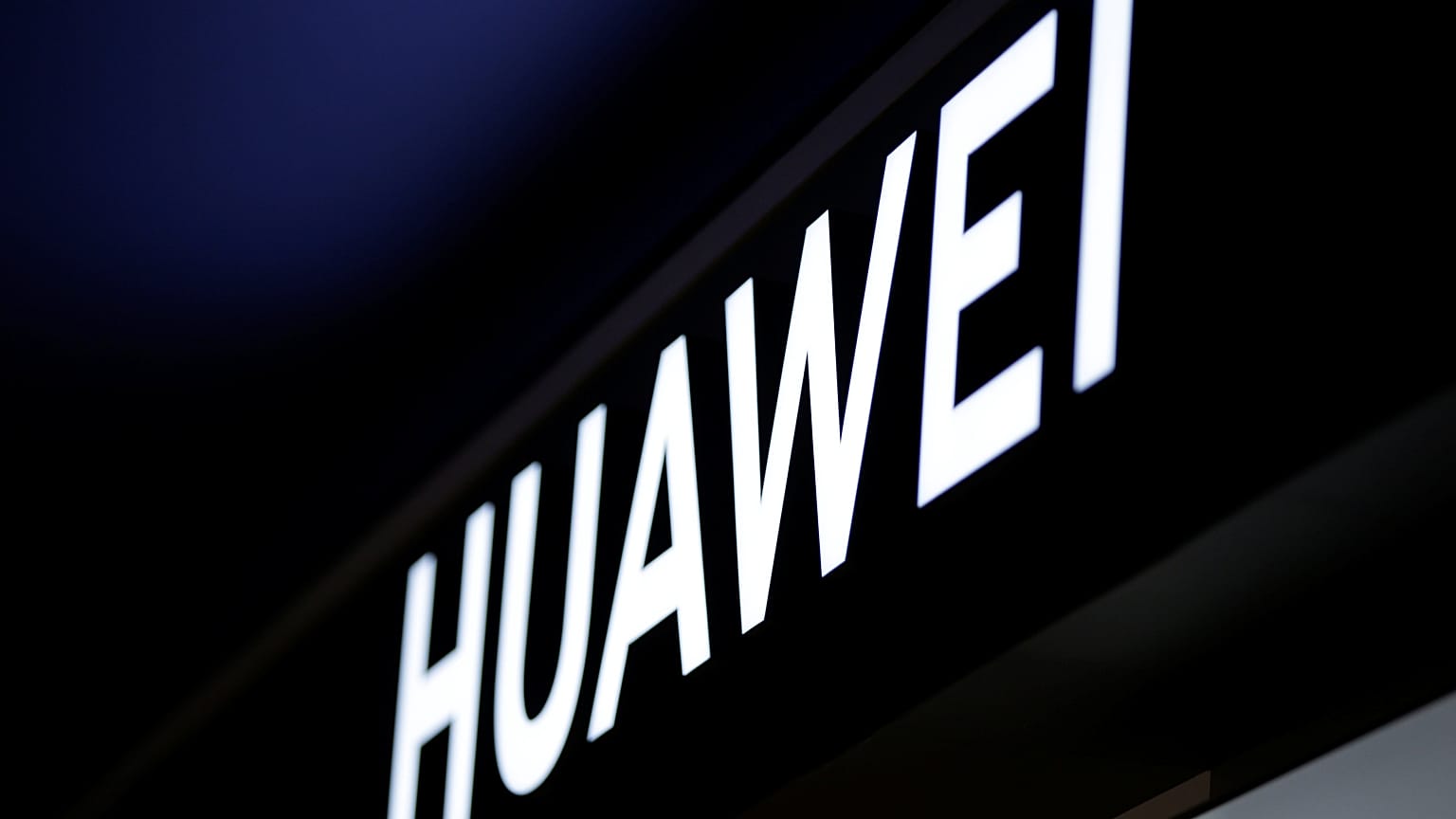 Huawei'yi İran yaptırımlarını delmek ve casuslukla suçlayan ABD'ye Çin'den tepki