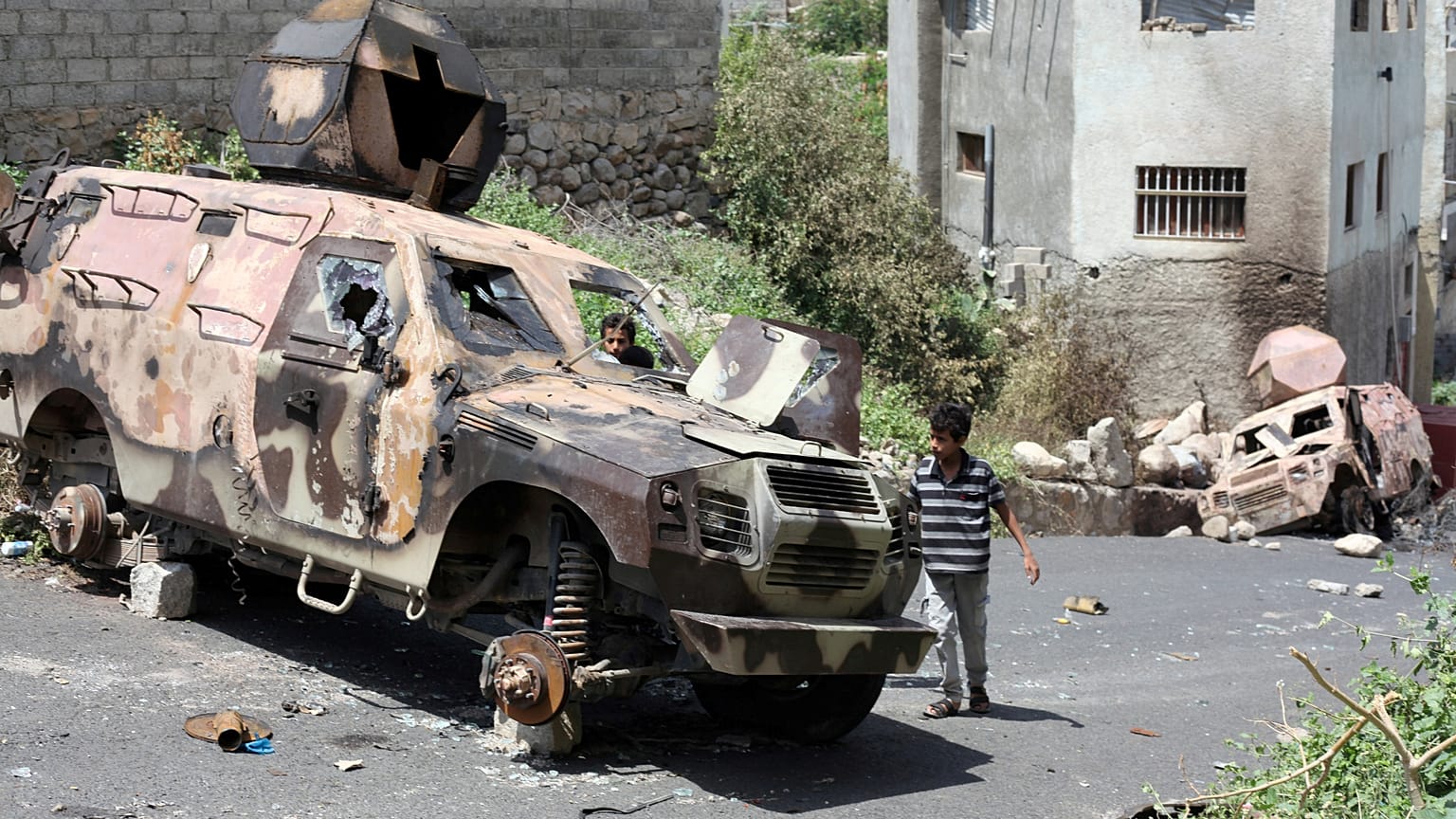 Yemen'de bombalı saldırı: 6 ölü, 20 yaralı