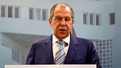 وزیر خارجه روسیه: هر کاری لازم باشد برای حمایت از مادورو انجام می‌دهیم