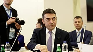 Ντιμιτρόφ: Θα λέμε «Μακεδονία» μέχρι η Αθήνα να κυρώσει το πρωτόκολλο ένταξης στο ΝΑΤΟ 