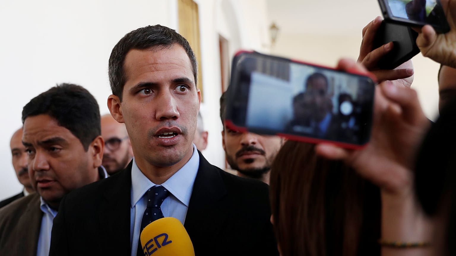 Venezuela lideri Maduro'dan son hamle: Guaido hakkında soruşturma başlatıldı