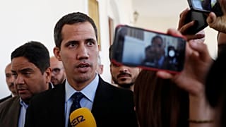 Απαγόρευση εξόδου στον Χουάν Γκουαϊδό από το Ανώτατο Δικαστήριο