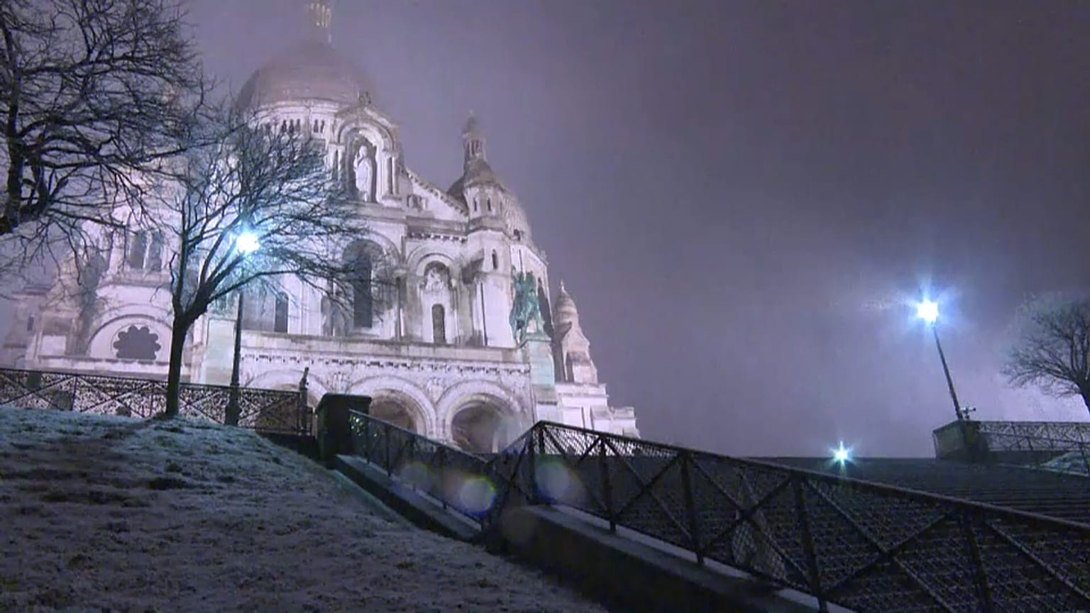Tempesta Gabriel: neve e bufere di vento su Francia ed Europa Centrale
