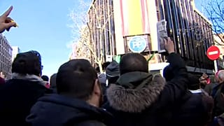 Los taxistas madrileños exigen interponer tiempo y distancia con los VTC para poner fin a la huelga