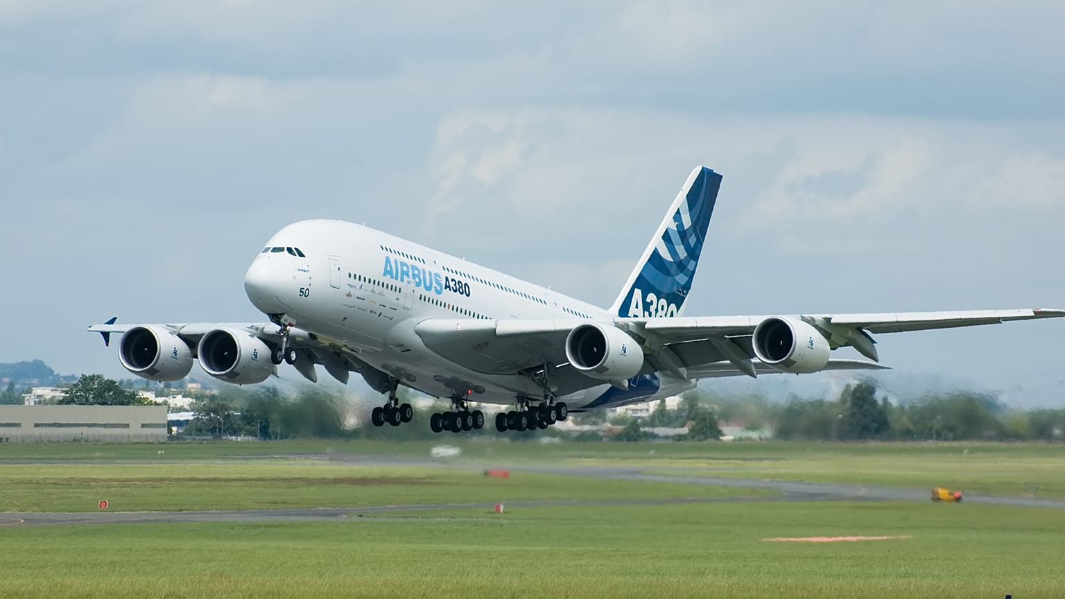 طائرة إيرباص A380