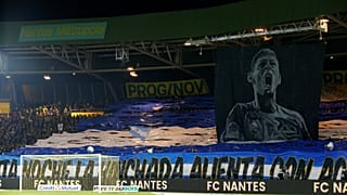 Nαντ-Σεντ Ετιέν: Φόρος τιμής στον Εμιλιάνο Σάλα