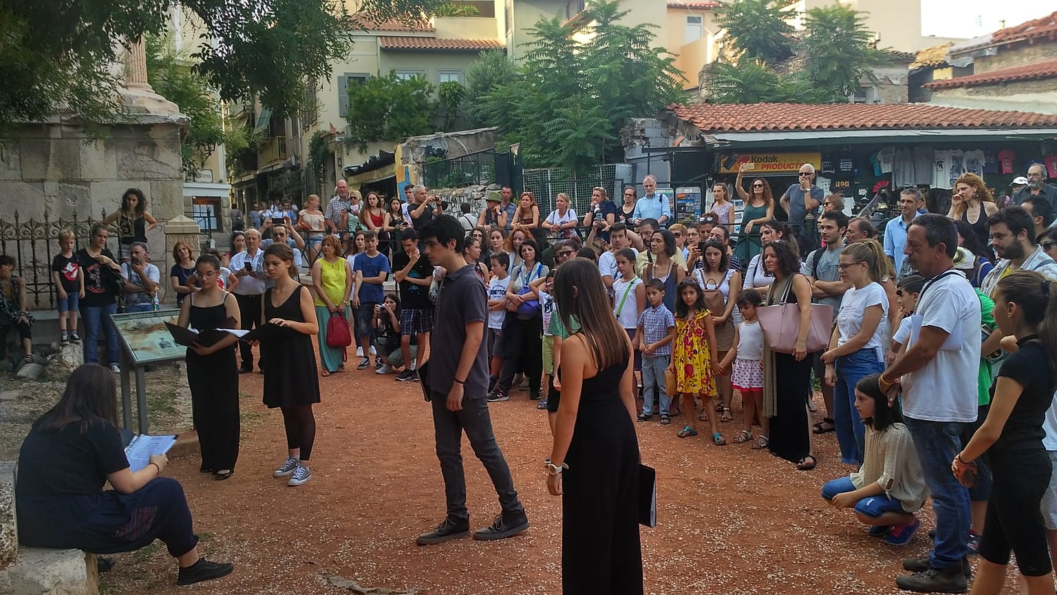 Οι Αθηναίοι γνωρίζουν ξανά την πόλη τους