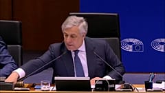 Eurodeputados adotam regras de maior transparência