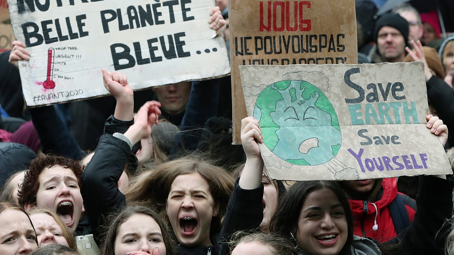 "Breves de Bruxelas": Clima, Holocausto, lóbi e Brexit