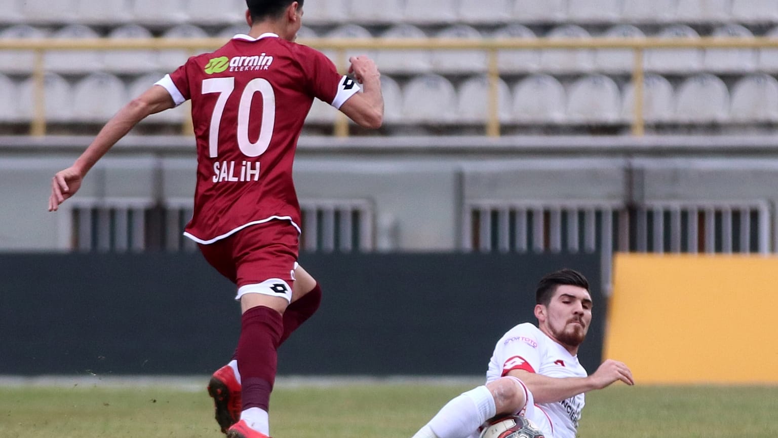 Kayyum atanan Tetiş Yapı Elazığspor'dan 1 saatte 20 transfer