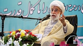 احمد جنتی در مراسم ۱۲ بهمن: دولت آمریکا رو به افول است