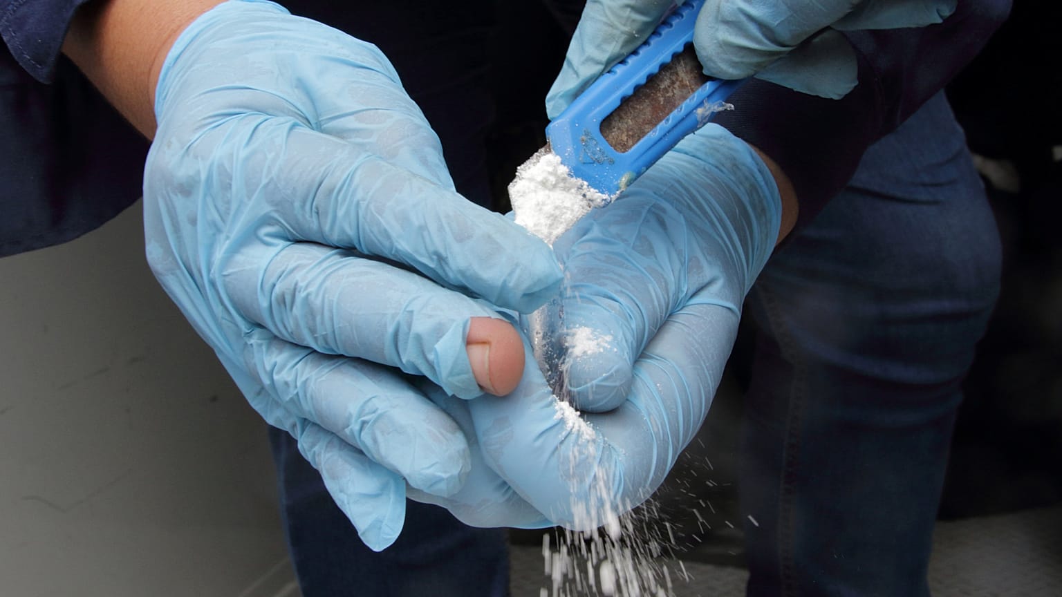 Cerca de 10 toneladas de cocaína apreendidas no Porto da Praia
