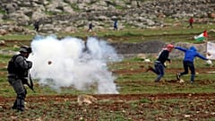 No comment: Δεκάδες τραυματίες Παλαιστίνιοι στη Δυτική Όχθη