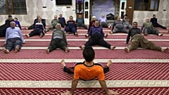 من التدريبات في مسجد حلبجة العراقي