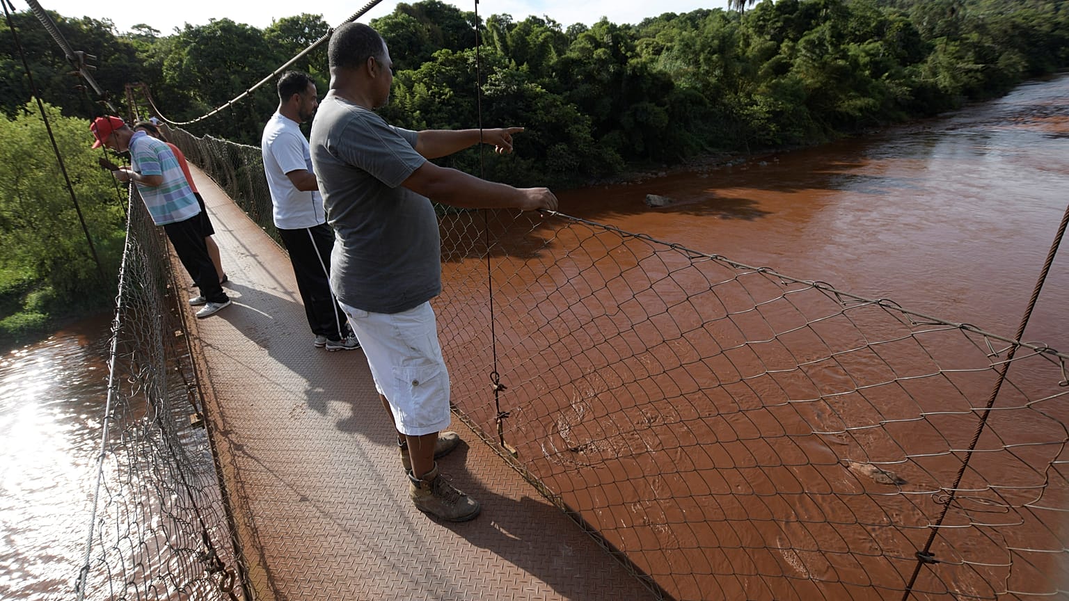 Tragédia de Brumadinho tirou vidas e sustento de quem sobreviveu