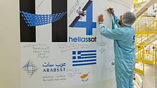 Όλα έτοιμα για την εκτόξευση του Hellas Sat 4	